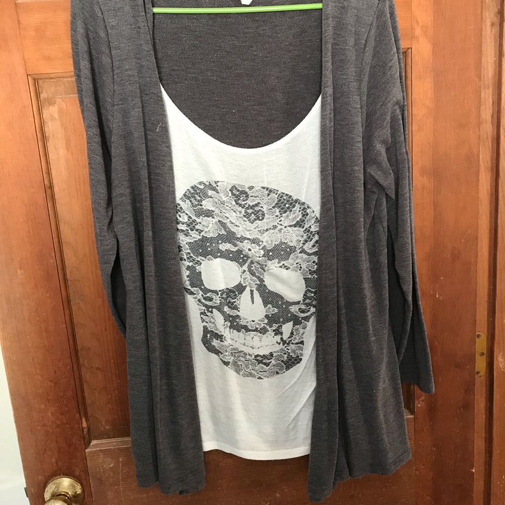 Long sleeve skull shirt